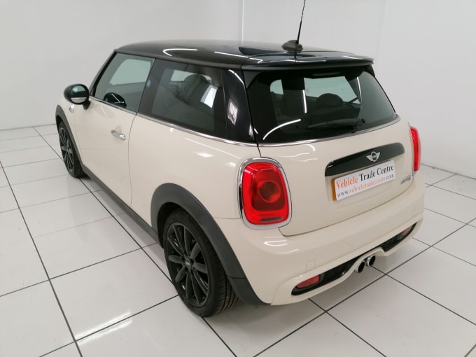 2024 Mini Hatch Cooper