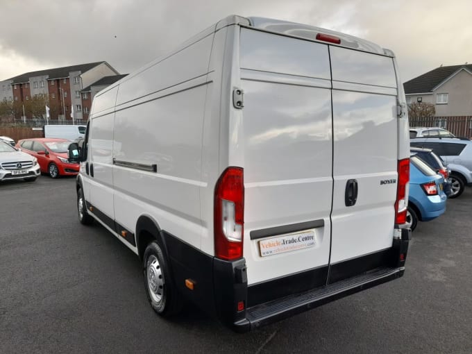 2025 Peugeot Boxer