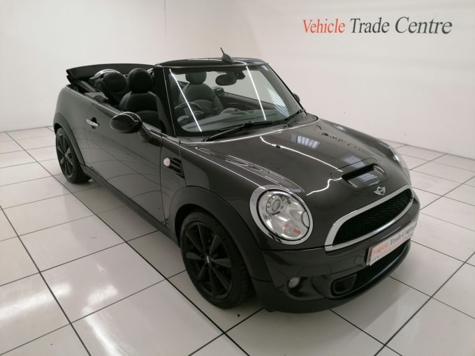 2025 Mini Convertible