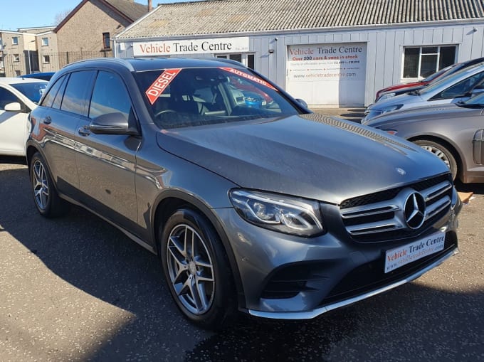 2025 Mercedes-benz Glc