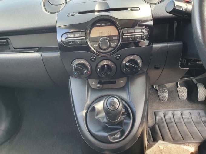 2025 Mazda Mazda2