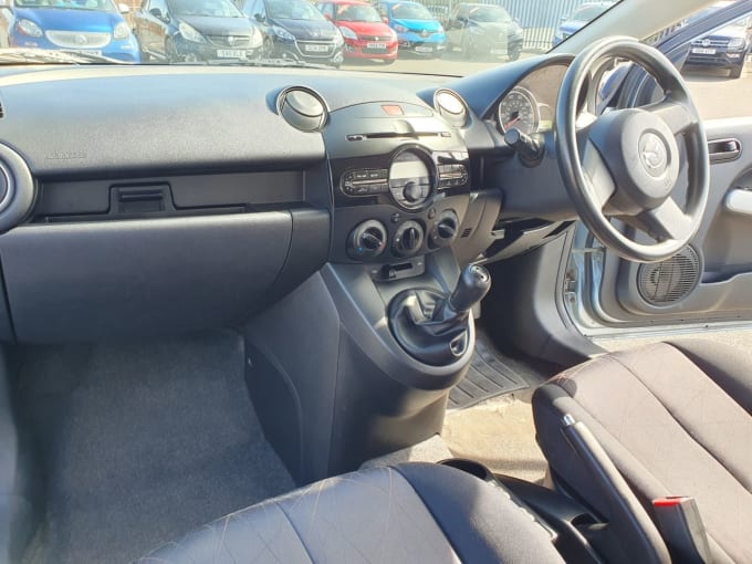 2025 Mazda Mazda2