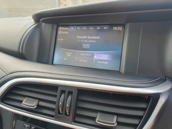 2025 Infiniti Q30