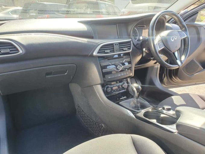 2025 Infiniti Q30