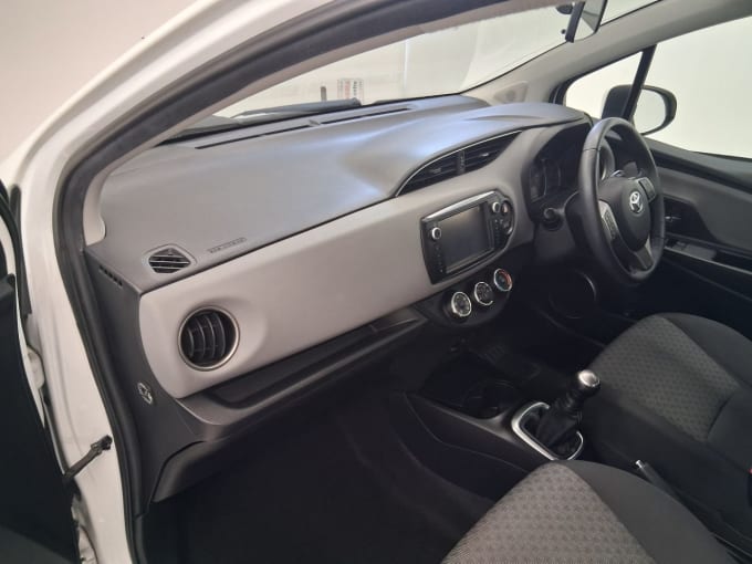 2025 Toyota Yaris