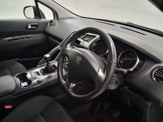 2025 Peugeot 3008