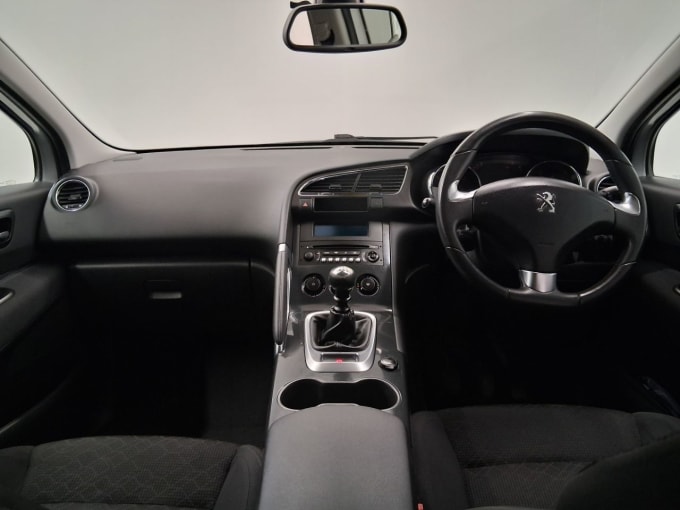 2025 Peugeot 3008