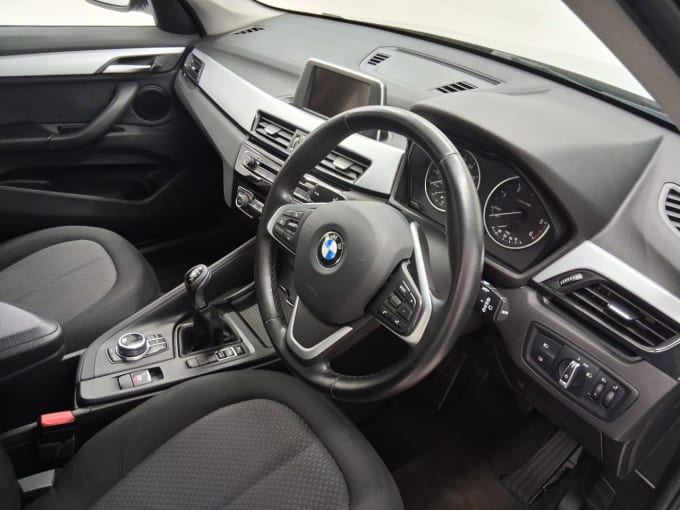 2025 BMW X1