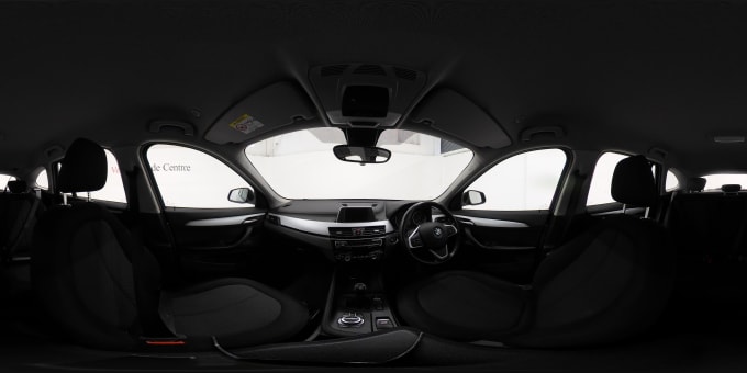 2025 BMW X1