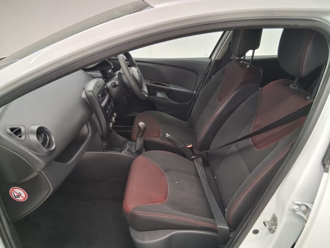 2025 Renault Clio