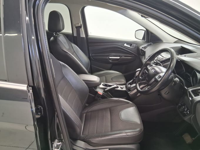 2025 Ford Kuga