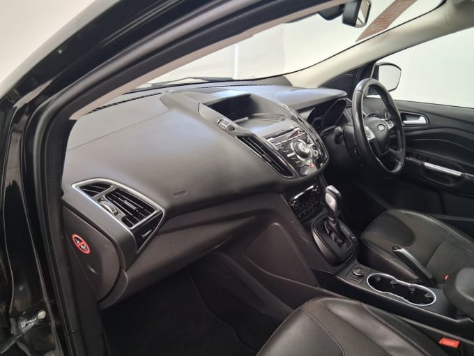 2025 Ford Kuga
