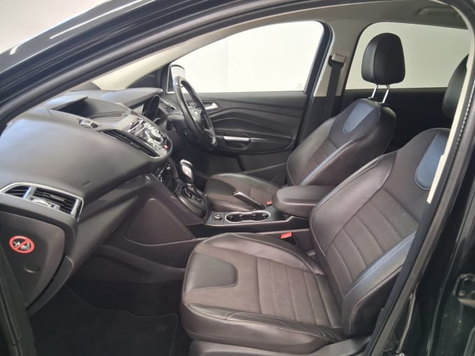 2025 Ford Kuga