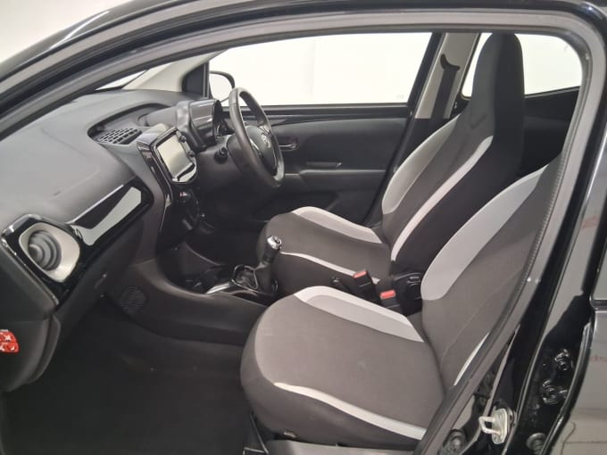 2025 Toyota Aygo