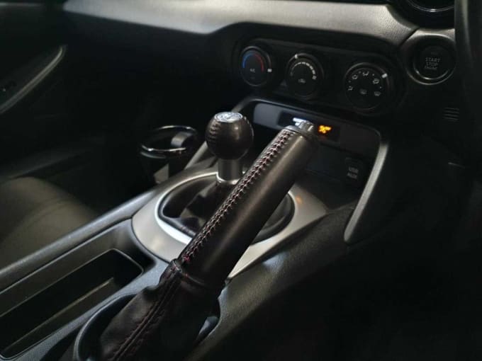 2025 Mazda Mx-5