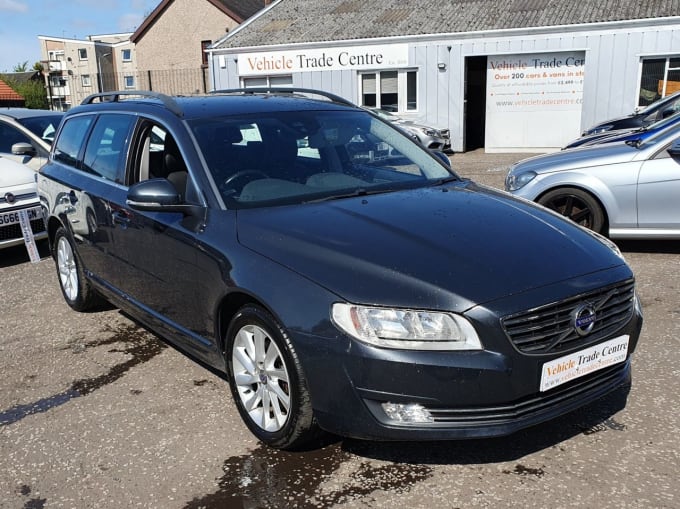 2025 Volvo V70