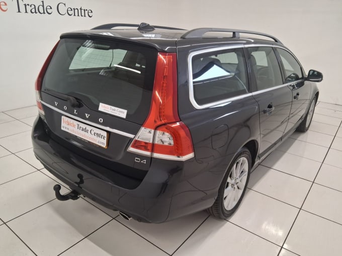 2025 Volvo V70