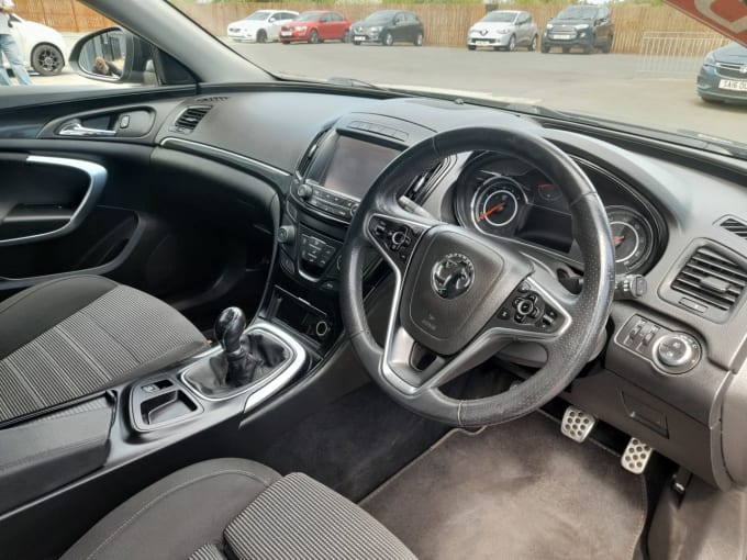 2025 Vauxhall Insignia