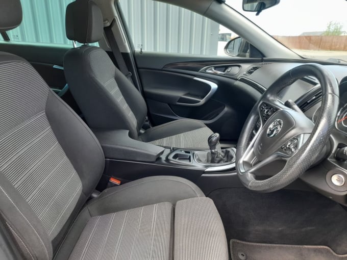 2025 Vauxhall Insignia