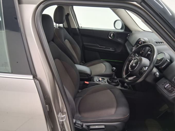 2025 Mini Countryman