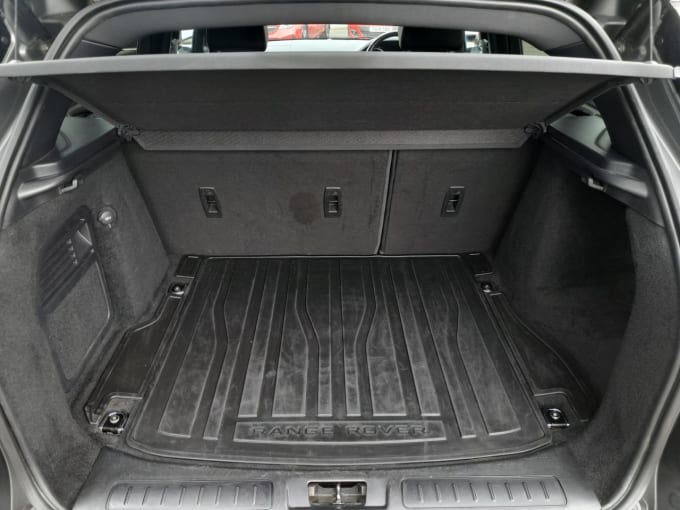 2025 Land Rover Range Rover Evoque