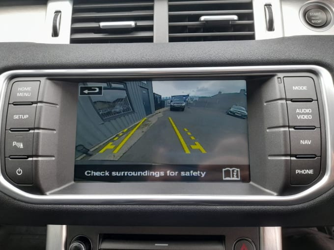 2025 Land Rover Range Rover Evoque