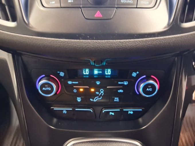 2025 Ford Kuga