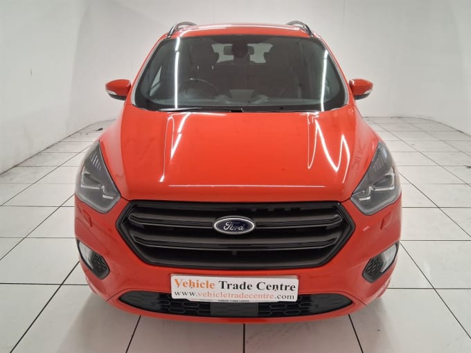 2025 Ford Kuga