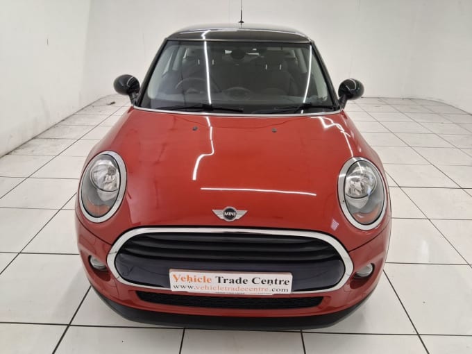 2025 Mini Hatch