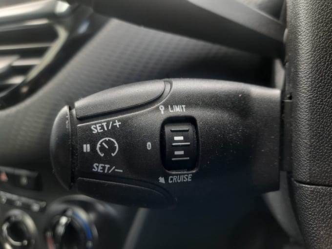 2025 Peugeot 208