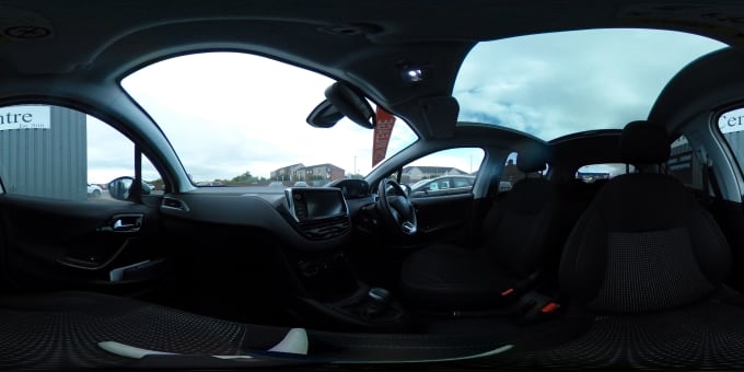2025 Peugeot 208