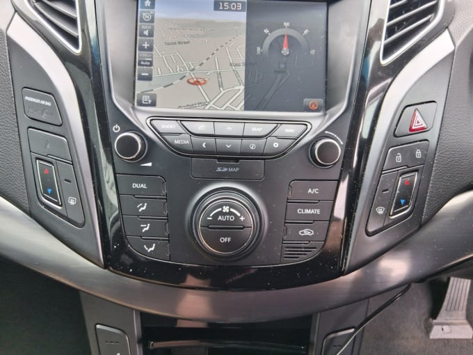2025 Hyundai I40