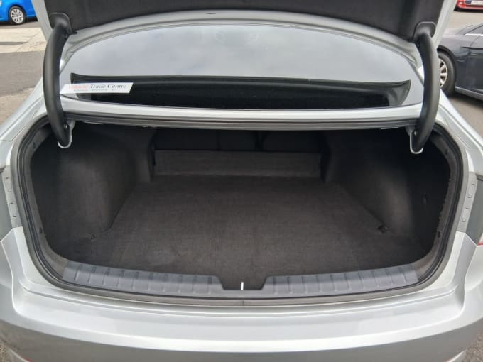 2025 Hyundai I40