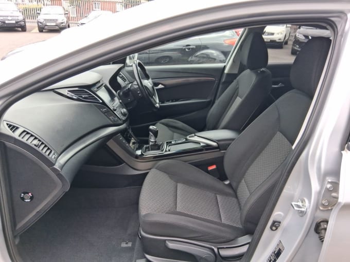 2025 Hyundai I40