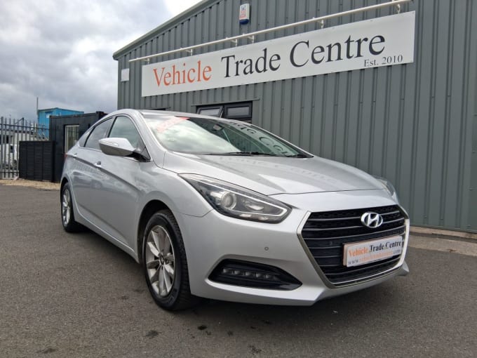 2025 Hyundai I40