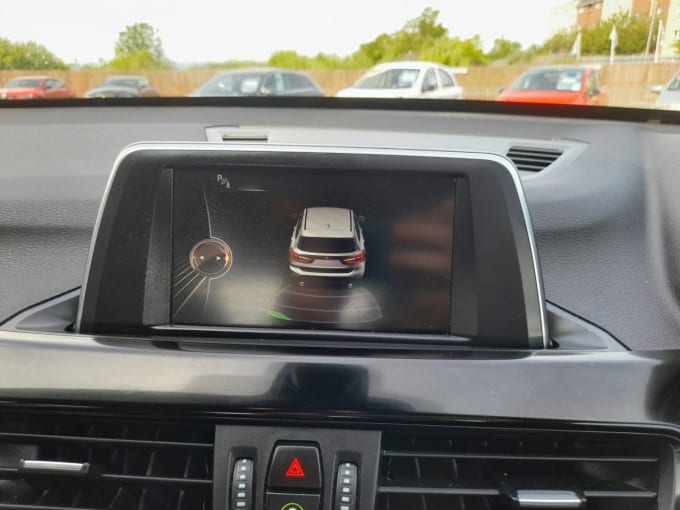 2025 BMW X1