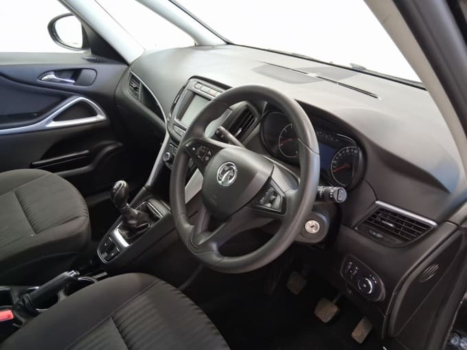 2025 Vauxhall Zafira Tourer