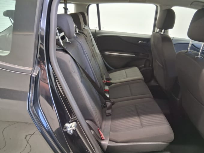 2025 Vauxhall Zafira Tourer