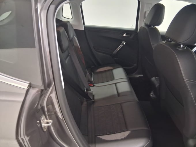 2025 Peugeot 2008