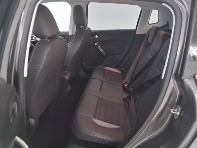 2025 Peugeot 2008