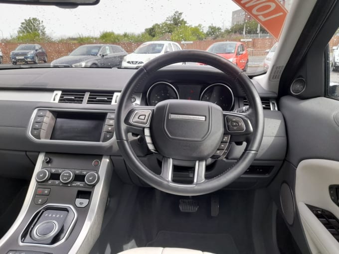 2025 Land Rover Range Rover Evoque