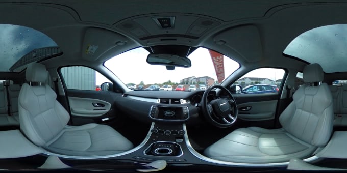 2025 Land Rover Range Rover Evoque