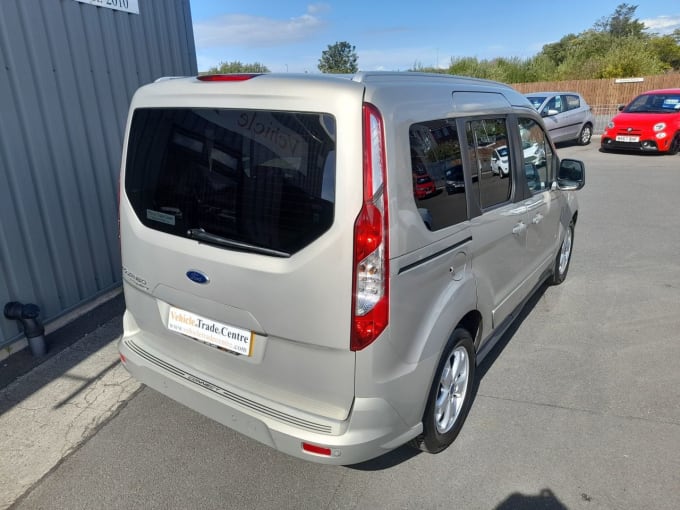 2025 Ford Tourneo Connect