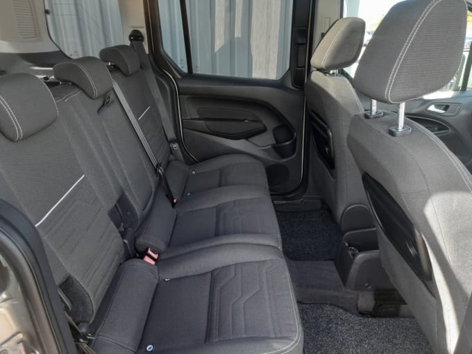 2025 Ford Tourneo Connect
