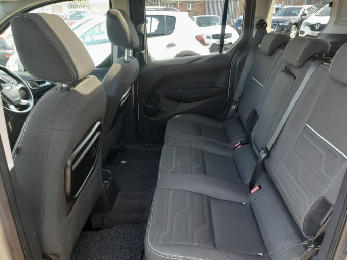 2025 Ford Tourneo Connect