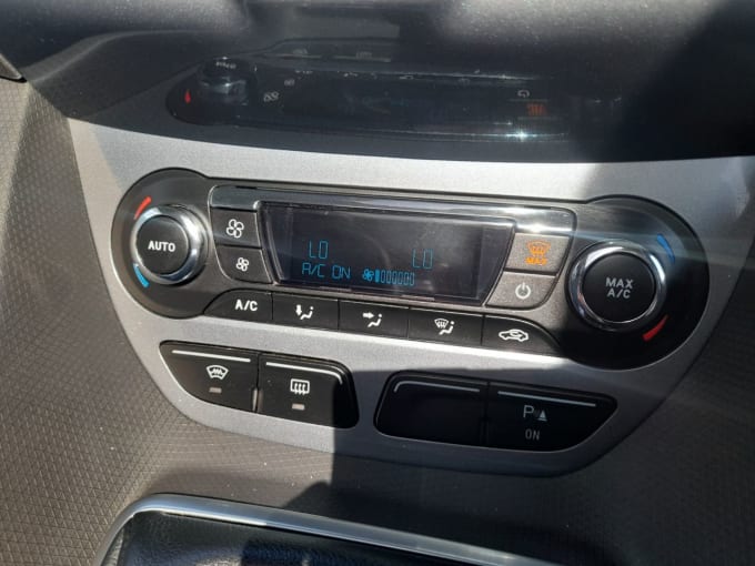 2025 Ford Tourneo Connect