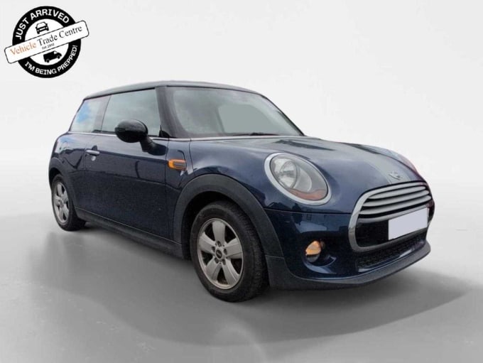 2025 Mini Hatch