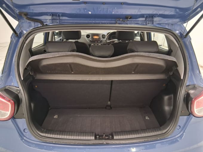 2025 Hyundai I10