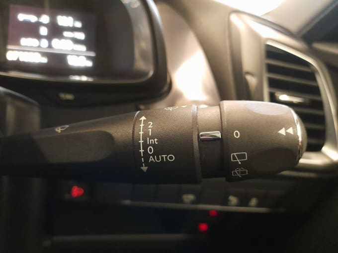 2025 Ds Automobiles Ds 5