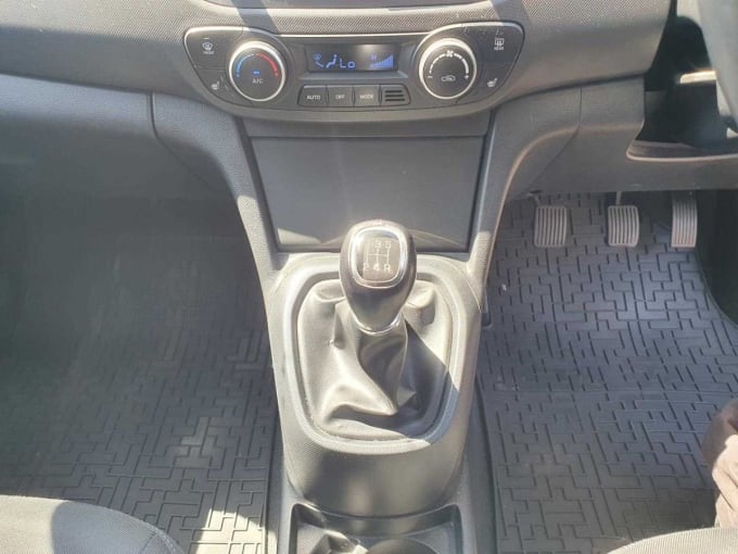 2025 Hyundai I10